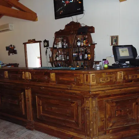 Dvata Brjasta Family Asenovgrad