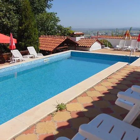Hotel Dvata Brjasta Family
